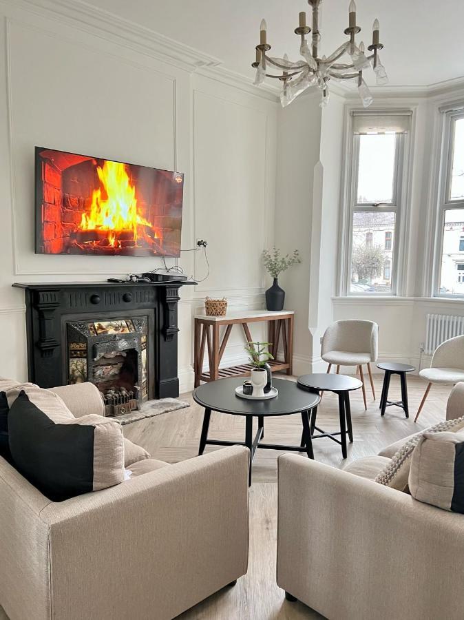 Fayhomes West Midlands Luxury Late 1800 Property ウォールソール エクステリア 写真